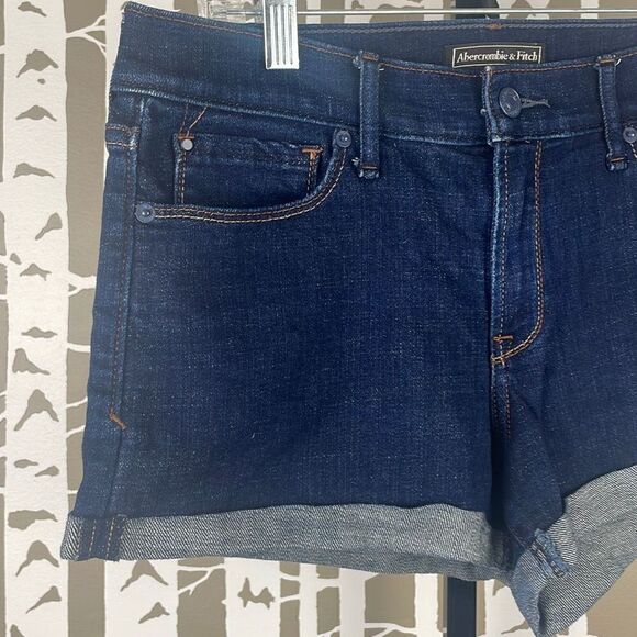 Abercrombie & Fitch Cuffed Hem Jean Shorts 28 - Picture 3 of 7